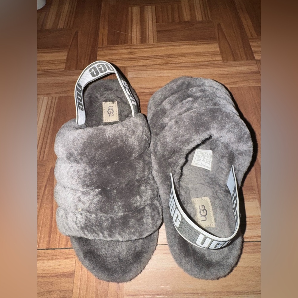 Fluff Yeah Slide by UGG